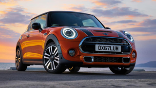 Mini's Manual Transmission Is Making Its Big Comeback
